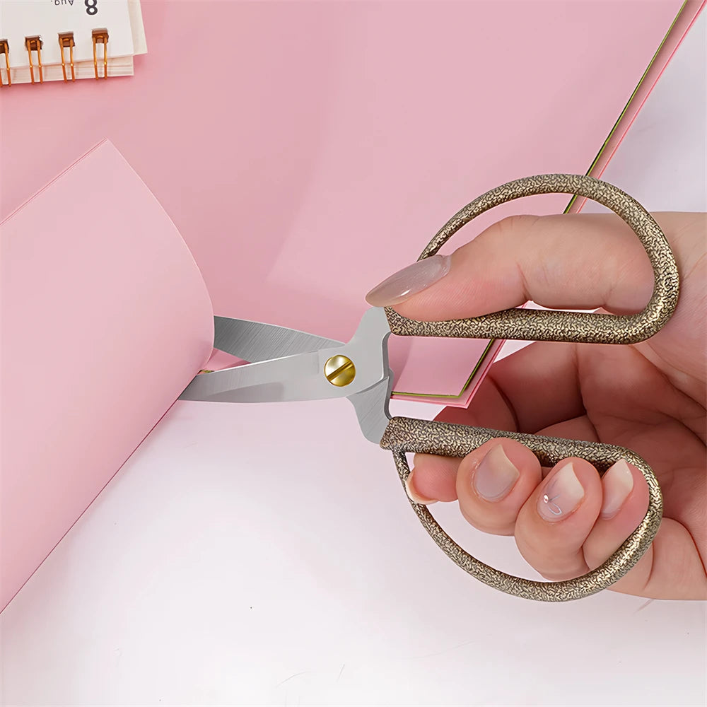 SharpCraft – Vintage Stainless Steel Sewing Scissors