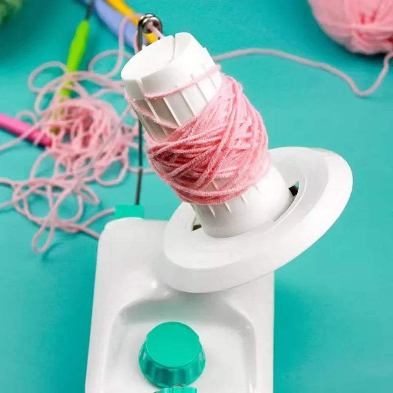YarnRolly – Manual Wool Ball Winder