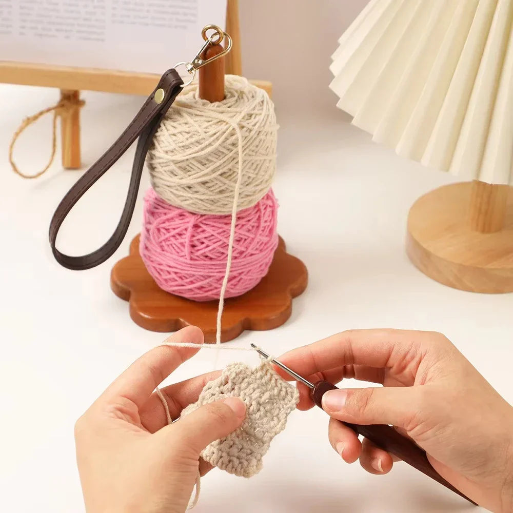 Yarnist – Wrist Spool Holder for Smooth Knitting & Crochet