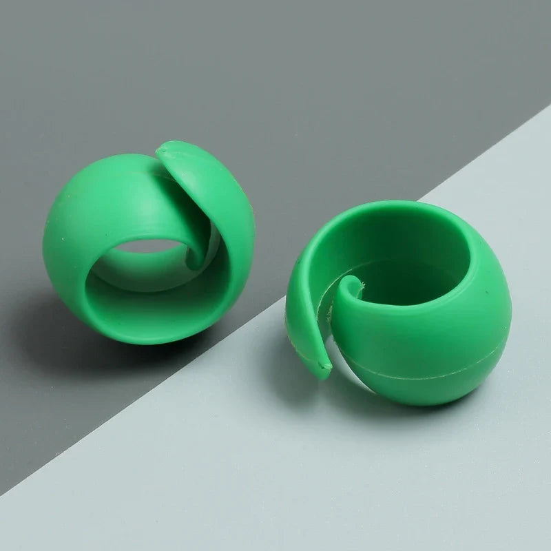 SpoolSnap – Silicone Thread Spool Hugger Ring Set