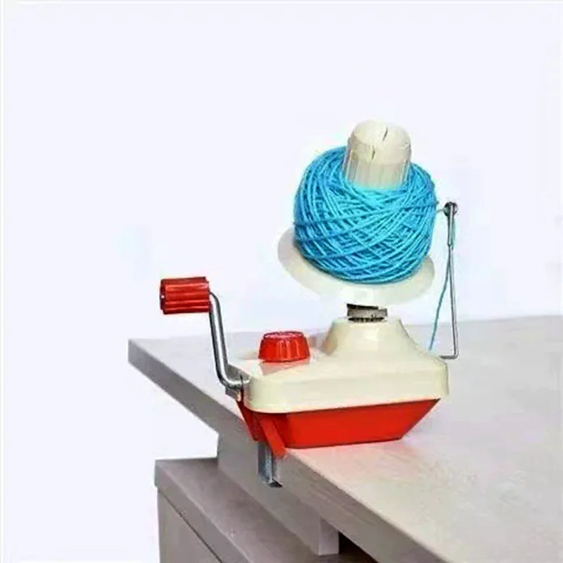 YarnRolly – Manual Wool Ball Winder