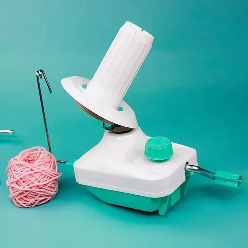 YarnRolly – Manual Wool Ball Winder