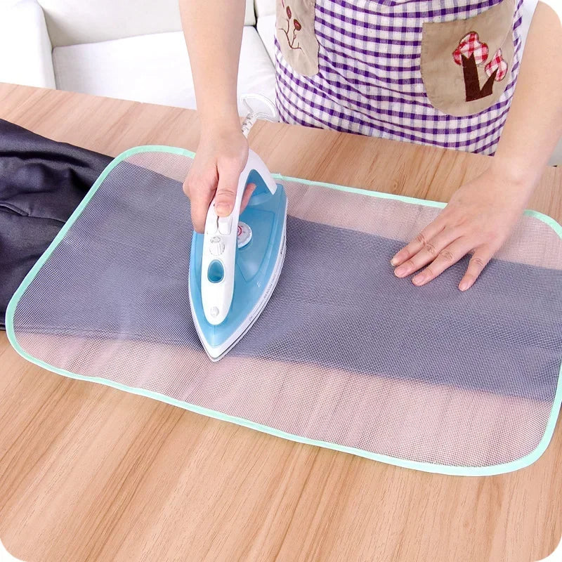 HeatGuard – Heat Resistant Ironing Mesh Cloth Pad