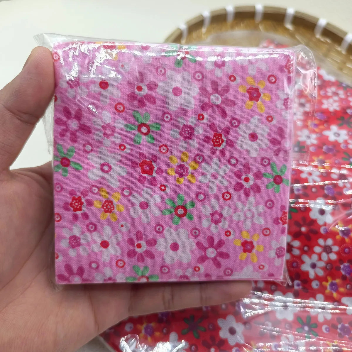 Patchy – 150-Piece Cotton Fabric Squares Set