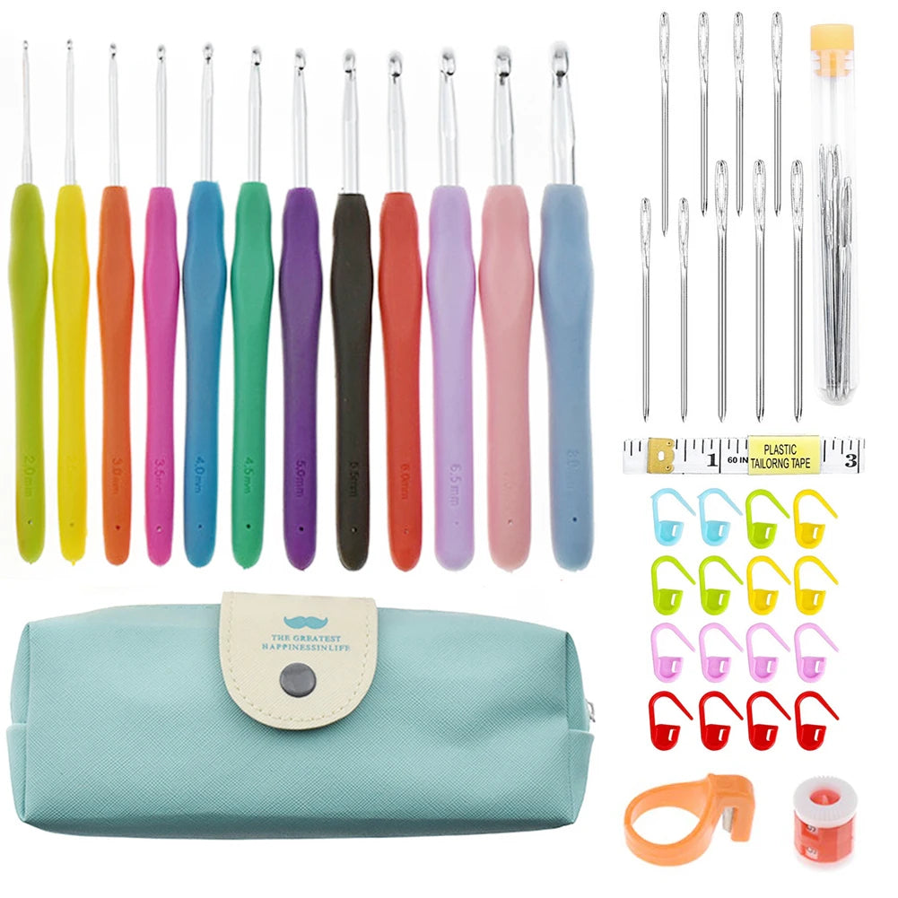 Crochey – Ergonomic Crochet Hooks Storage & Tool Set