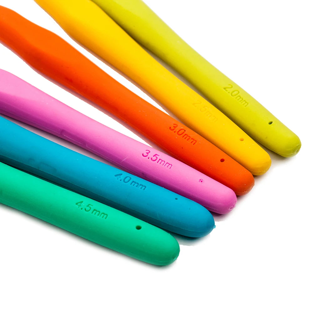 Crochey – Ergonomic Crochet Hooks Storage & Tool Set