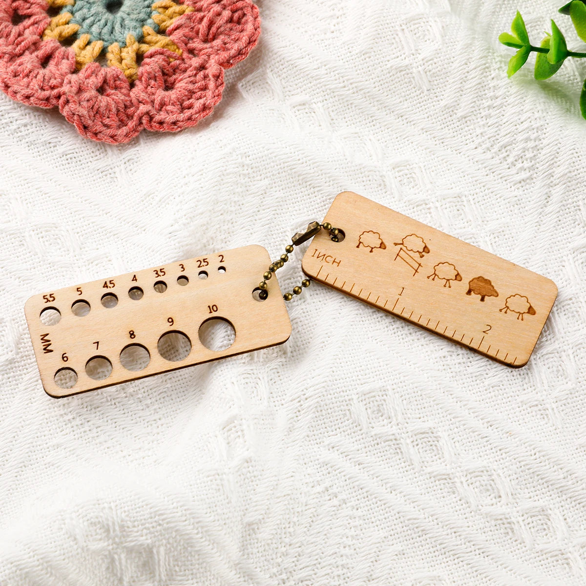 KnitScale – Natural Wooden Knitting Needle Gauge Ruler