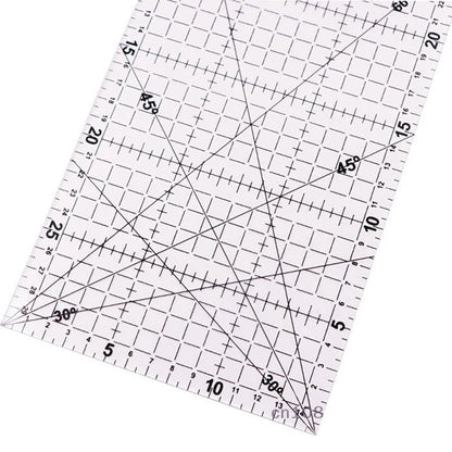 QuiltyLine – 30×15 cm Transparent Acrylic Quilting Ruler