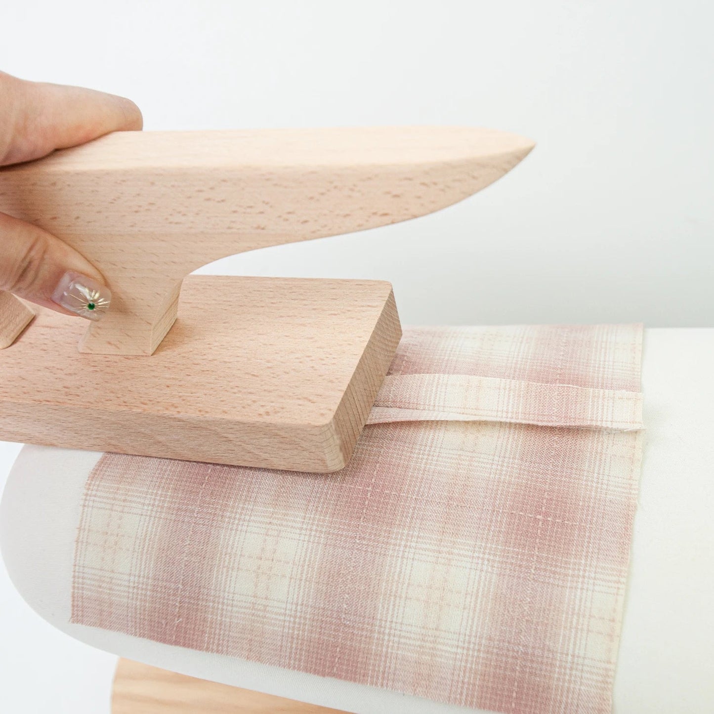 SeamPoint – Beech Wood Point Presser